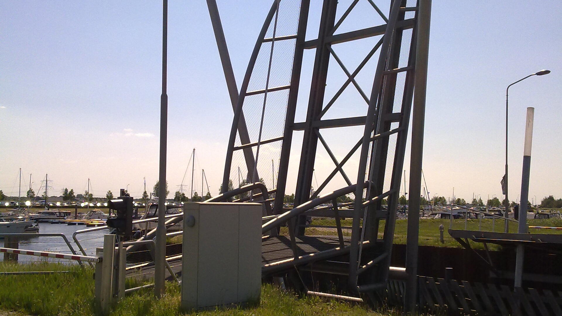27052012528.jpg